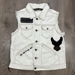 Harley Davidson Womens White Denim Vest Size XS Embroidered Patches Studs Y2K